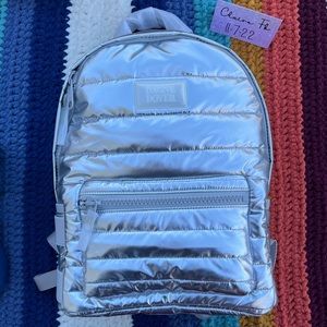 NWT Dagne Dover Medium Dakota in Silver Puff